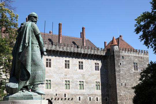 Guimaraes Castle and Statue of King Afonso Henriques
