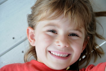 Lachendes Kindergesicht