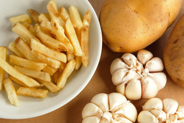 french fries with potato and garlic