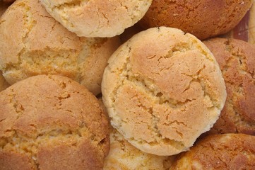 Peanut butter and ginger cookies