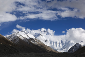 tibet: mount everest viewed from the base camp