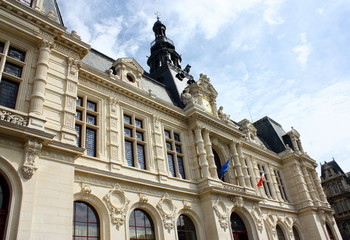 Fototapeta na wymiar City Hall Poitiers