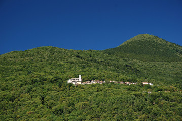 Bergdorf am Lago Maggiore