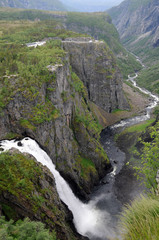 Fototapeta na wymiar Wodospad V?ringsfossen, Norwegia