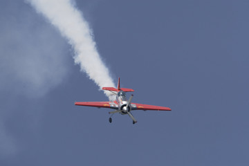 Fototapeta na wymiar Acrobatic samolotem