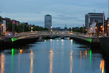 Naklejka premium River Liffey