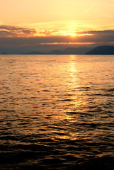 Dolce tramonto di mare