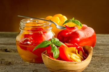 preserved pepper- conserva di peperoni