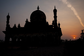 Ibrahim Rauza Silhouette Sunrise © Pius Lee