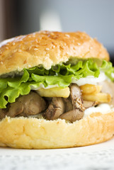 Big burger with liver and crisp