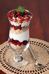 Red and black currant parfait with yogurt and oatmeal