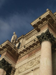 Fototapeta premium Arco del triunfo del Louvre en Paris