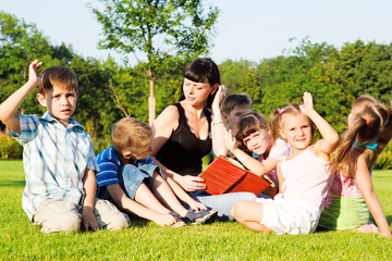 Fototapeta premium Teacher and kids