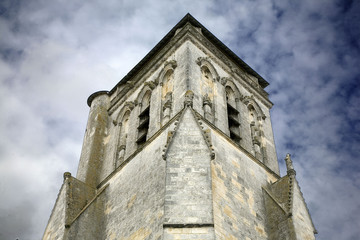 Fototapeta na wymiar Francja, 17, La Rochelle: Saint Louis, wieża katedry 15 °