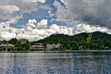 Fototapeta premium Lake and hotel