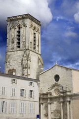 Fototapeta na wymiar Francja, 17, La Rochelle: Kościół St Saviour, dzwon 15 ° wieku Plakaty
