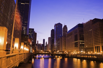 Fototapeta na wymiar Morning by Chicago River