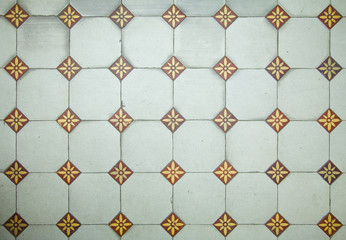 florales Fliesenmuster