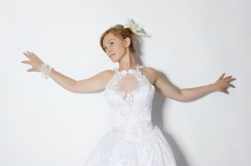 Fototapeta na wymiar bride in wedding dress