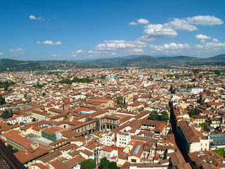 Fototapeta na wymiar looking over Florence, Italy