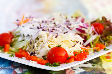 Sommer - Salat ,reich  gemischt,italienisch