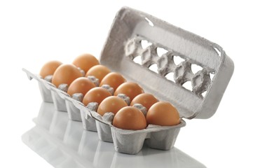 brown eggs in the box