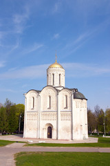 Fototapeta na wymiar St. Demetrius Cathedral in Vladimir