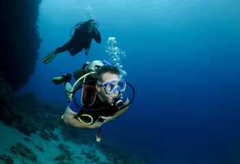 Washable wall murals Diving scuba divers
