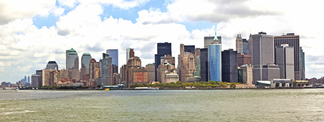 New York City panorama with Manhattan Skyline over Hudson