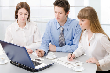 Obraz premium Young business people