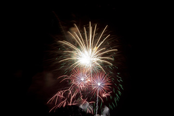 Feuerwerk in bunten Farben