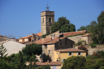 Fototapeta na wymiar tower Montauroux