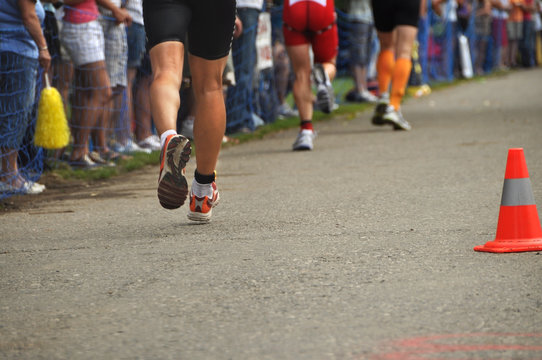 Triathletes in marathon