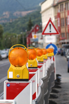 Baustellenleuchte mit Schild II