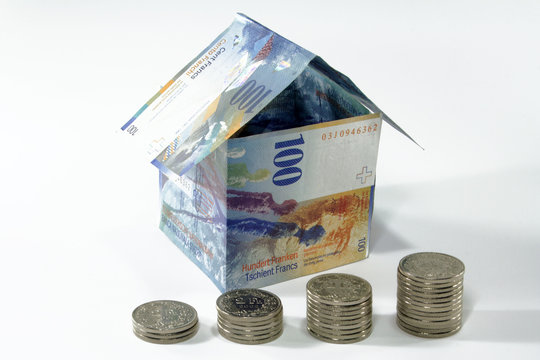 haus aus schweizer-geldnoten