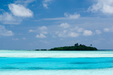Fototapeta na wymiar Maldives Sky Sea and Island