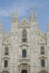 Fototapeta na wymiar Duomo Milano facciata