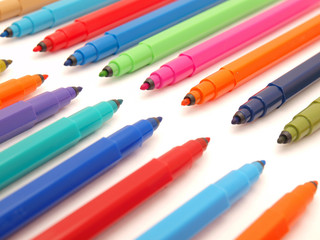 Color felt-tip pens
