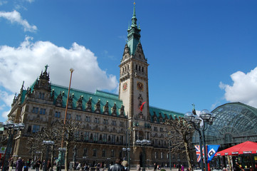 Fototapeta na wymiar Hamburg Rathaus / Rathausmarkt