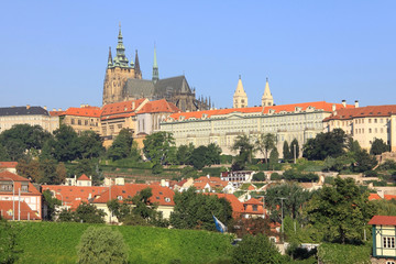 Fototapeta na wymiar Prague gothic Castle above River Vltava