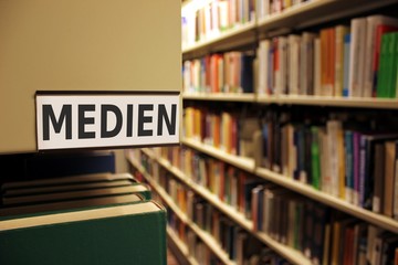 Bibliothek Medien