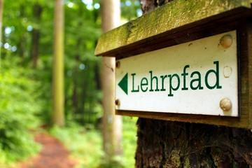 Lehrpfad Schild 1