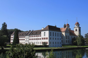 Fototapeta na wymiar Klasztor Rheinau