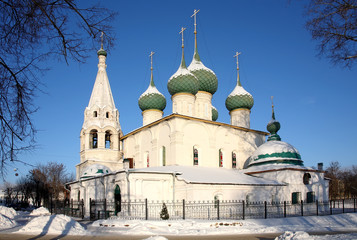 Fototapeta na wymiar Russia, Yaroslavl. Architecture monuments