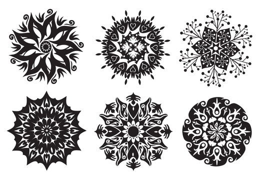 Ensemble de Mandalas Fleurs / Nature / Energie Noir et Blanc
