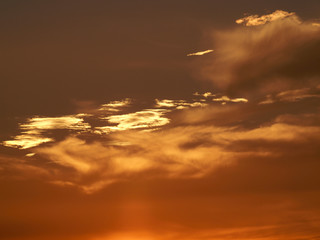 Wolken im Sonnenuntergang