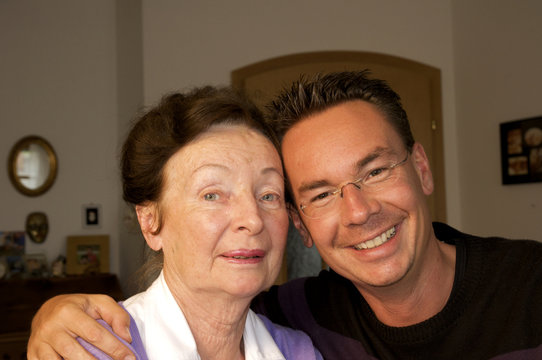 Mutter und Sohn