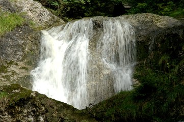 Obraz premium Wasserfall