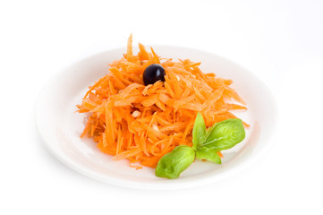 carrot salad with pine nuts