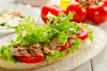 tuna salad - insalata di tonno